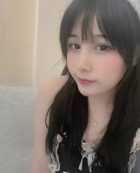 天津南开刚下海妹子颜值高主动开放