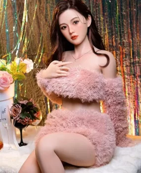 雨花胸大屁股大漂亮水娃娃