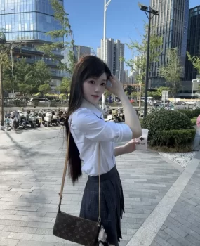 极品白嫩骚妹活好