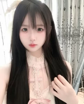 可以解锁很多姿势的小妹妹