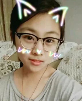 很嫩很嫩的沈师学生妹，素颜很清纯