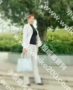 南宁江南约性感丰满大胸少妇