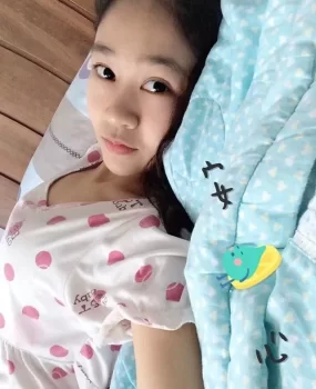 清纯妹子一枚，值得拥有！