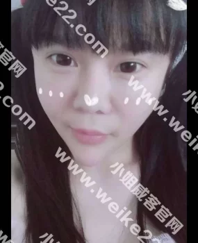 大胸翘臀嫩嫩可爱小萝莉