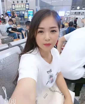 扬州的妹子很开朗