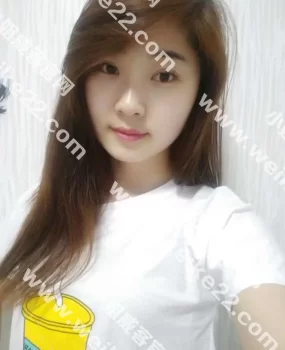 18岁年轻兼职妹子漂亮性感